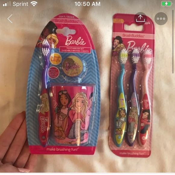 Barbie toothbrush set with cup - Picture 1 of 1